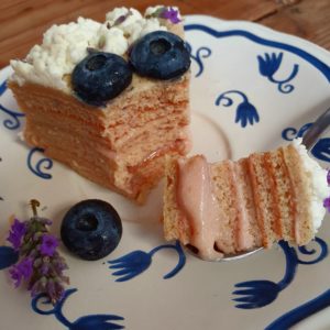 strati di pancake nella fetta